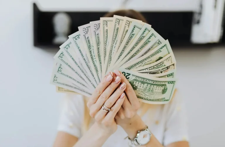 A Parent’s Guide to Managing College Financing