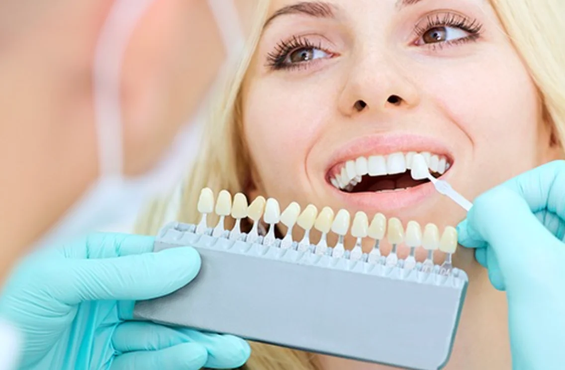 Common Smile Problems a Cosmetic Dentist in Edison Can Fix