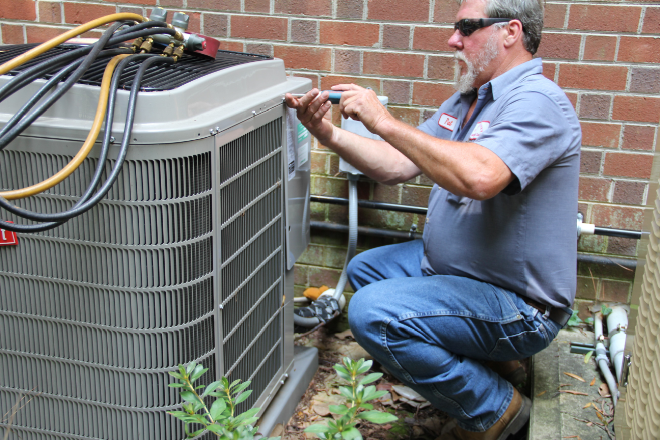 How Does an HVAC Contractor Help Improve Indoor Comfort Year-Round