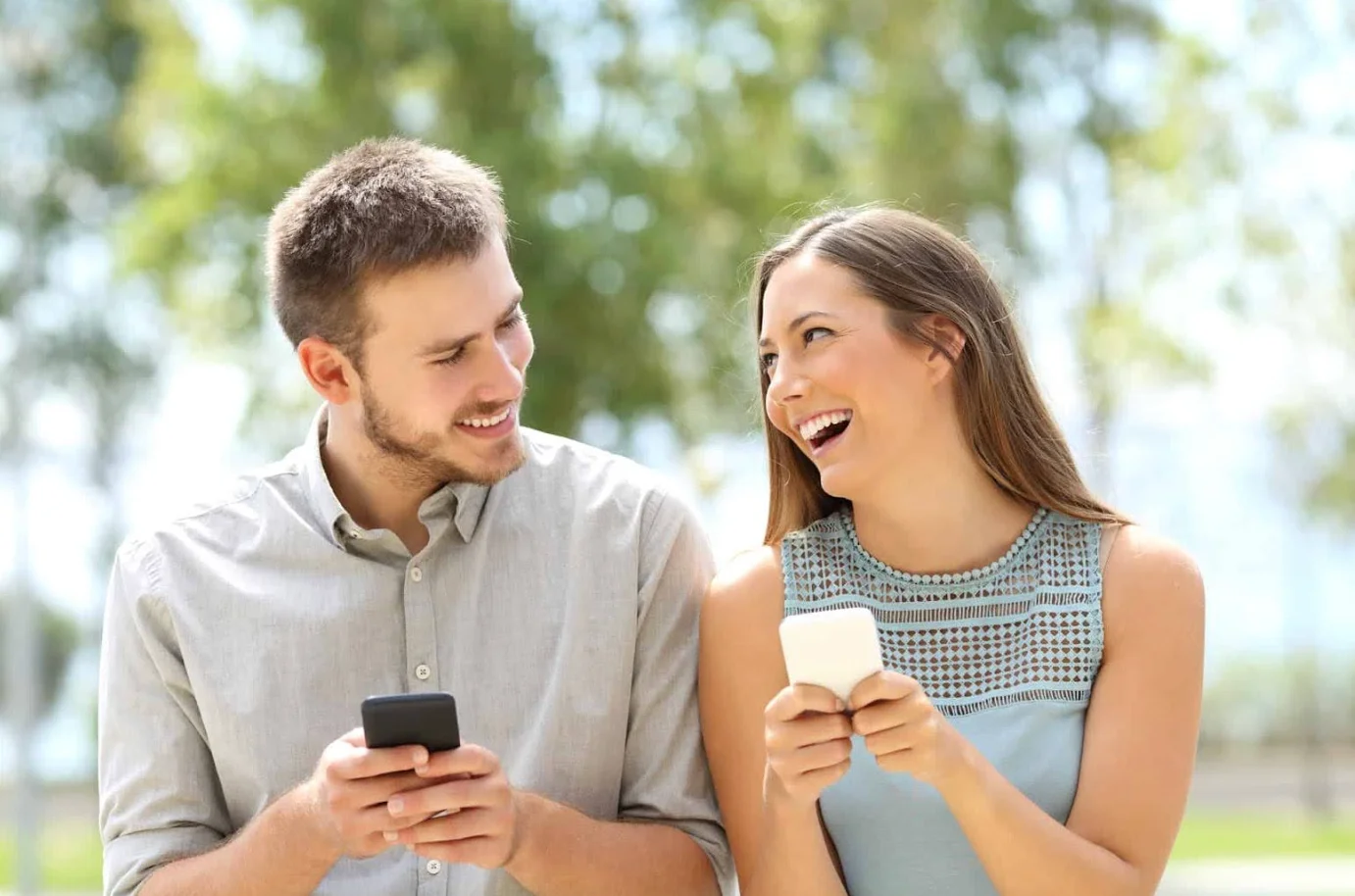 Can Dating Apps Really Help You Find a Partner if You're a Professional on the Go?