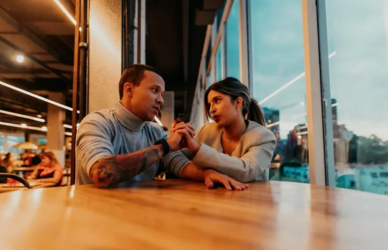 Dating Red Flags Everyone Should Know