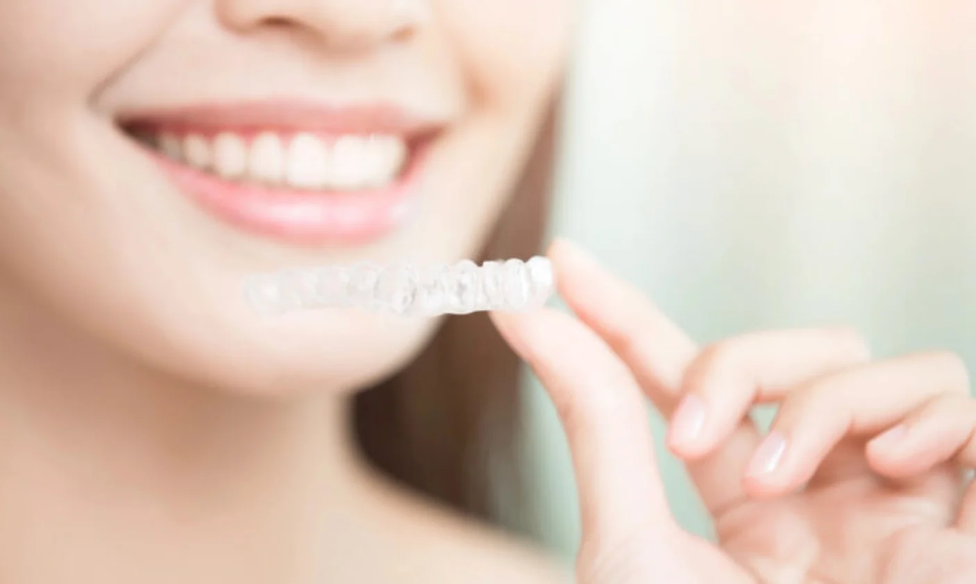 Factors Orthodontists in Johns Creek Consider When Customizing Clear Aligners