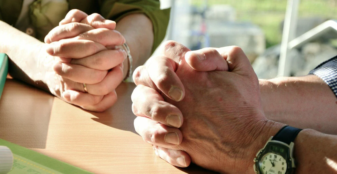 How Meditation and Prayer Encourage Mindfulness and Reflection