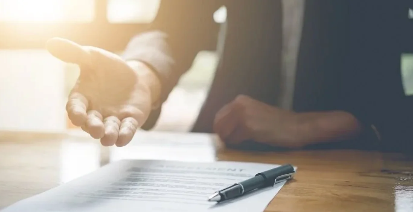 How a Qualified Intermediary Helps Keep a 1031 Exchange on Track