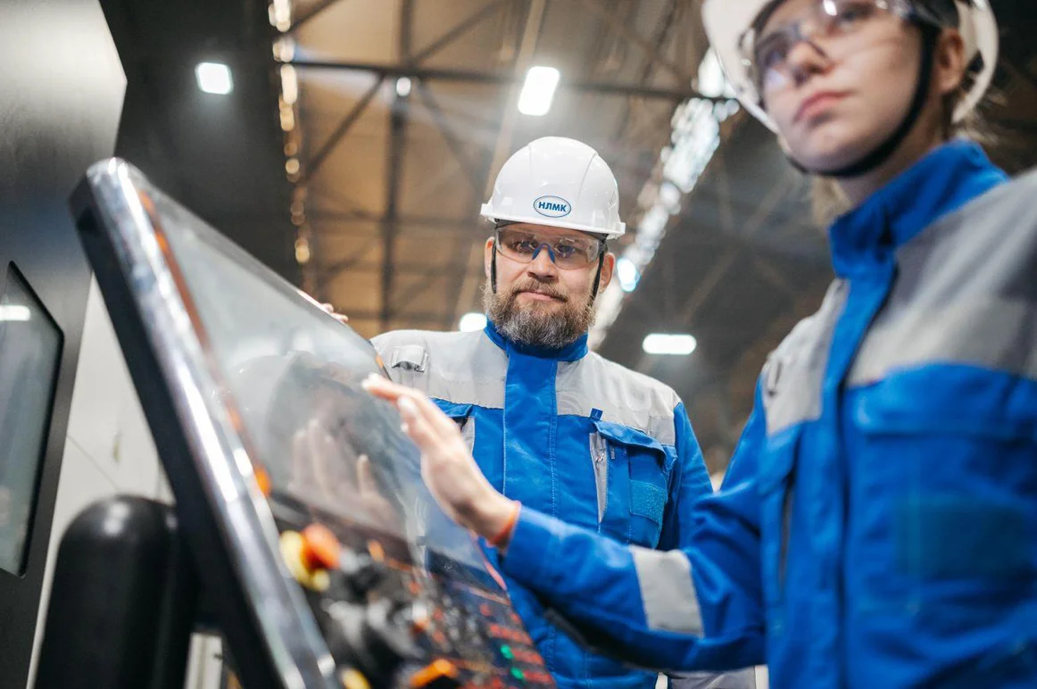5 Proven Steps to Modernize and Streamline Your Industrial Business Processes