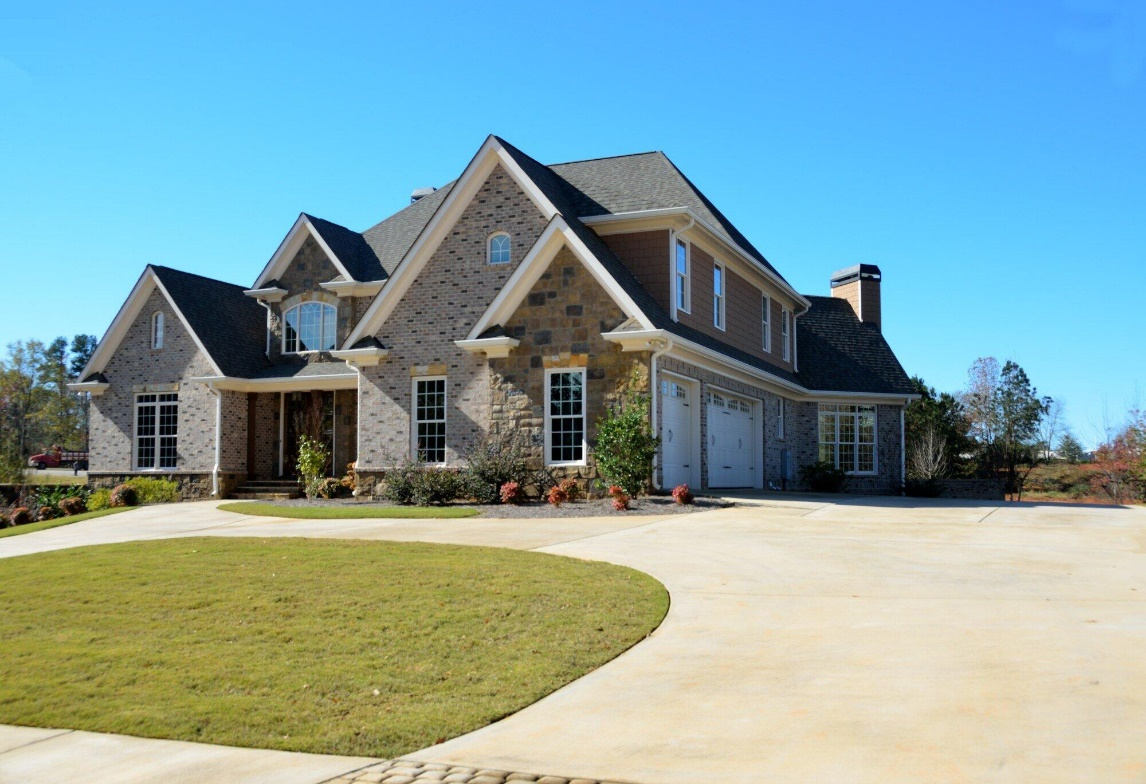 A Complete Guide to Different Types of Concrete Driveways