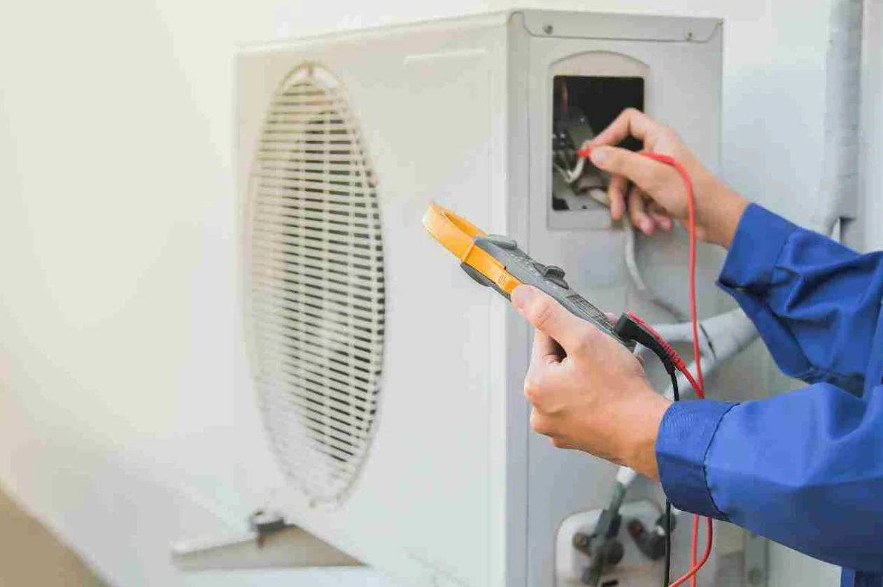 Signs Your Home’s Airflow Problems May Require an HVAC Contractor’s Attention