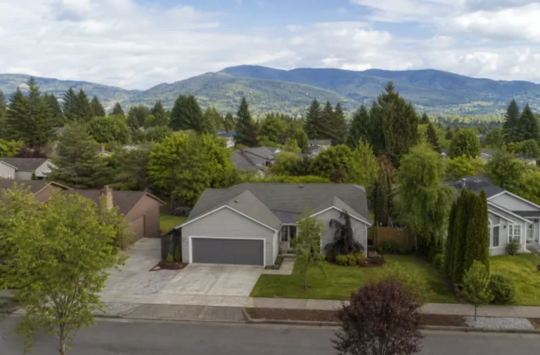 How to Choose the Right Way to Sell Your Gresham Home